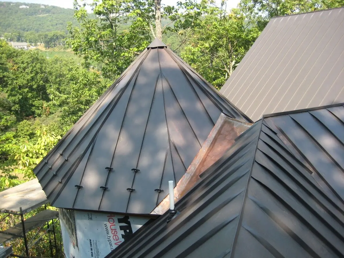 Professional Roof Tarp Installation by Craftsman Roofing in Hearthstone
